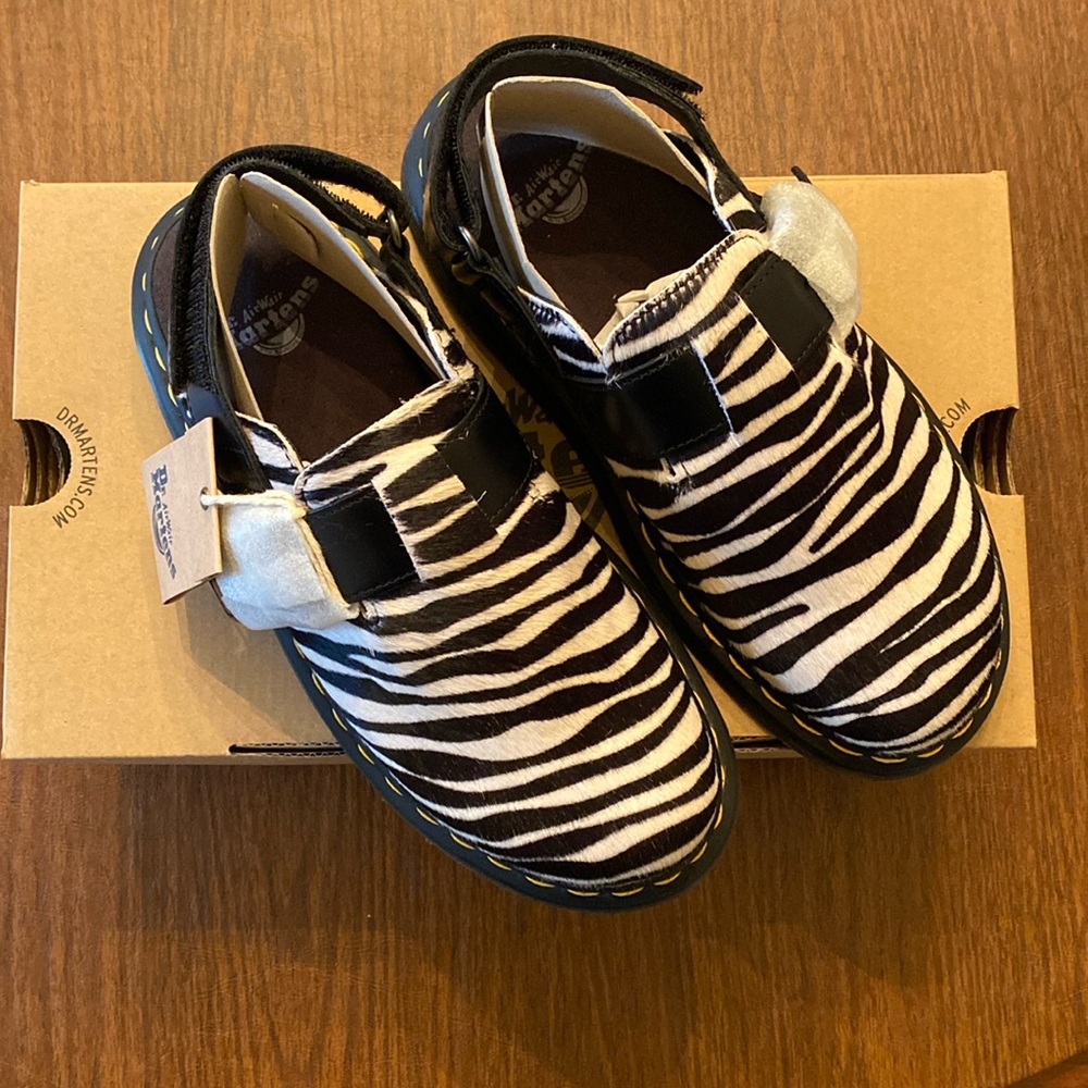 Dr. Martens Jorge ll Hair On Zebra Print Size 7 New